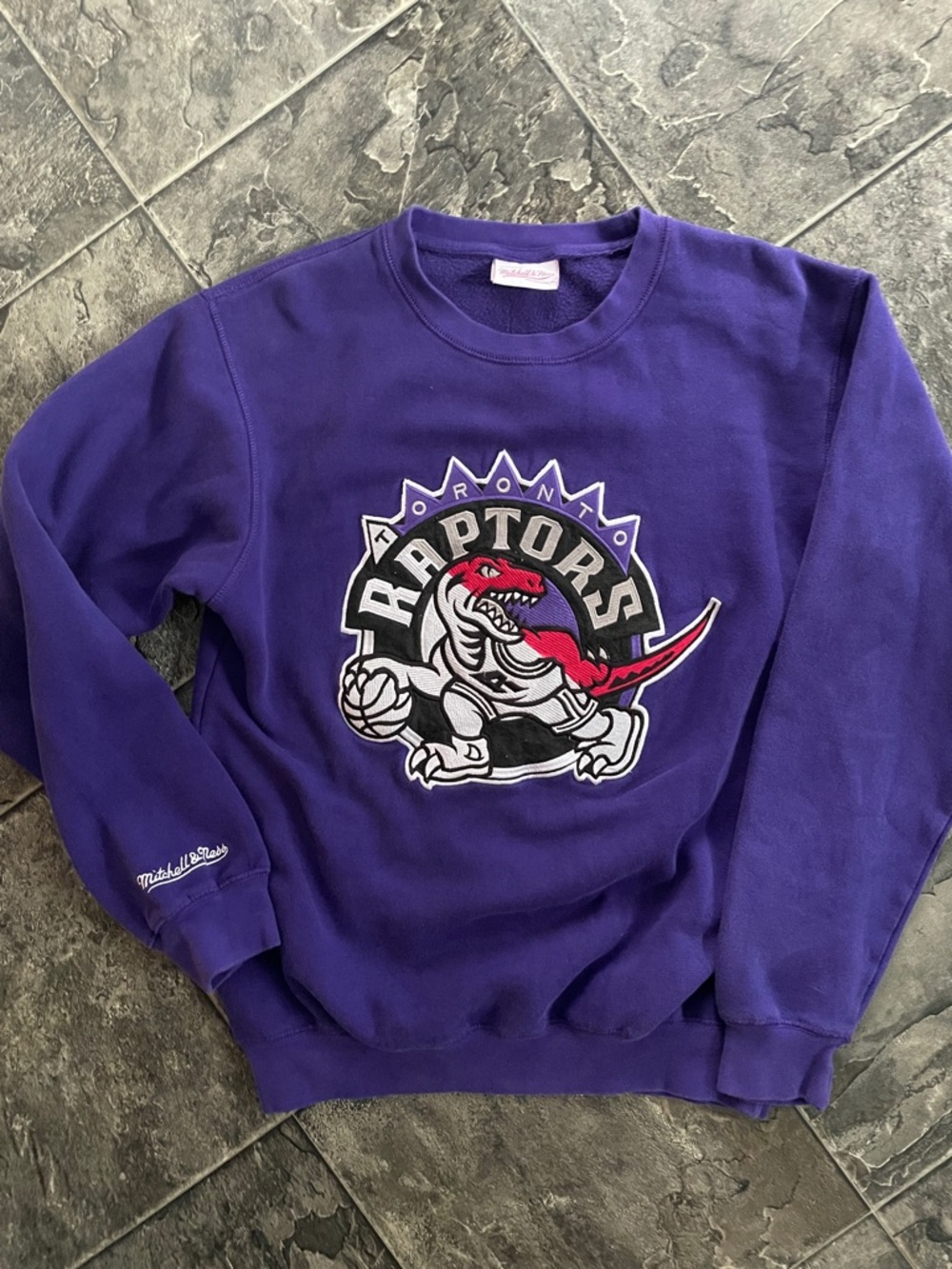 MITCHELL & NESS Original Toronto Raptors NBA Crewneck Sporty Retro Sweatshirt